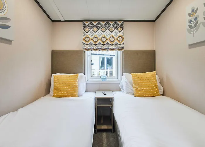 Pebble With Hot Tub Dom wakacyjny York