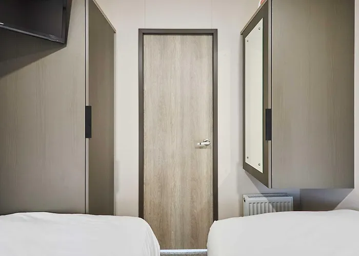 Pebble With Hot Tub York